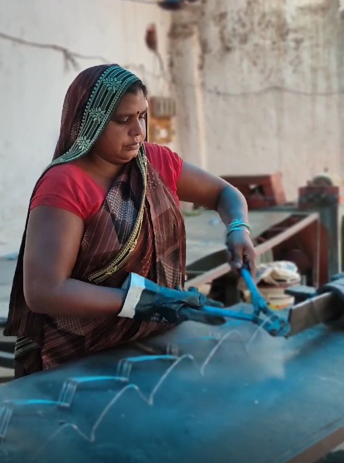 The Inspiring Success of Sua Women’s Group in Wire Mesh Production