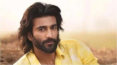 ‘Agar woh apne craft mein’: Meezaan Jafri says the new generation actors are ‘EXTREMELY UNDERCONFIDENT’ | Hindi Movie News