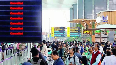 Uncertainty looms over winter travel as IndiGo is set to cut 200-400 flights daily | India News