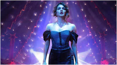 ‘Toxic – A Fairytale for Grown-Ups’: Kiara Advani stuns in FIRST LOOK as Nadia from Yash starrer – SEE PIC | Hindi Movie News