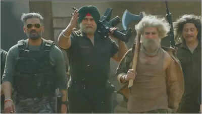 Akshay Kumar drops a 31-second glimpse of ‘Welcome To The Jungle’ on the occasion of Christmas; announces film wrap | Hindi Movie News