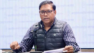 ‘Hasty’ SIR will cost democratic rights of poor, vulnerable sections: Congress’ Sasikanth Senthil | India News