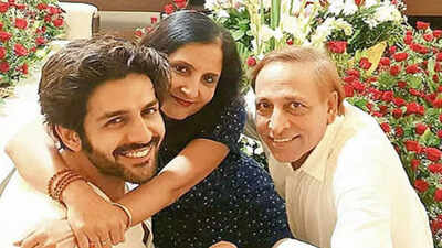 Kartik Aaryan’s parents purchase premium commercial property in Vile Parle for Rs 10.83 crore – Report | Hindi Movie News