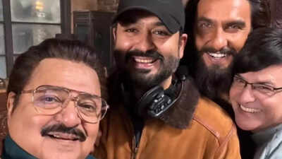 Rakesh Bedi says Aditya Dhar ‘apne ghar jaake baith gaya hai’ even as Dhurandhar crosses Rs 200 crore; ‘Woh kisi se baat nahi kar raha’ | Hindi Movie News