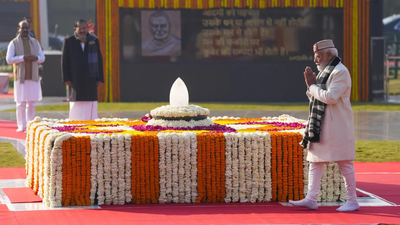 Atal Bihari Vajpayee’s birth anniversary: President, PM Modi pays homage at ‘Sadaiv Atal’ memorial; other leaders join tributes | India News