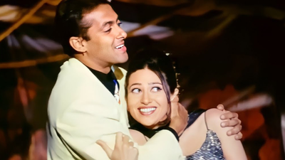 Karisma Kapoor was bleeding after a metal dress pricked her while shooting THIS Salman Khan film, yet REFUSED to postpone: ‘I spotted red coming on to the gold dress’ | Hindi Movie News