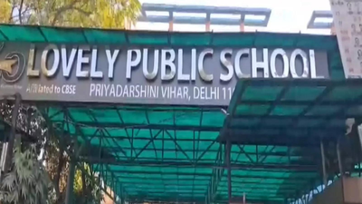 Delhi: Two school receives bomb threat, probe underway | India News