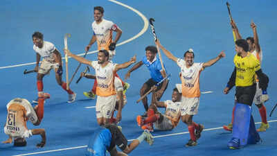 Hockey: India overturn two-goal deficit to beat Argentina 4-2, win Junior World Cup bronze | Hockey News