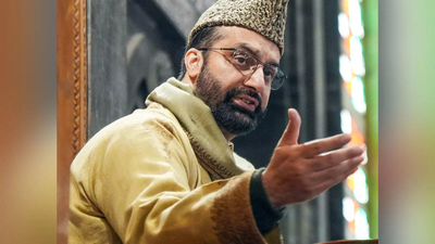 J&K: Mirwaiz removes Hurriyat from social media handle; cites ‘government pressure’ | India News