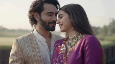 Garba icon Kinjal Dave gets engaged to Dhruvin Shah; shares romantic video saying ‘God’s plan’ – Watch video | Gujarati Movie News