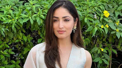 Yami Gautam slams extortion culture as ‘paid hype’ in Bollywood ahead of Aditya Dhar’s ‘Dhurandhar’ release; Hrithik Roshan lends his support: ‘Only true opinions have the potential’ |