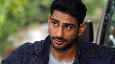 Prateik Smita Patil reflects on how his mother’s legacy has influenced modern female led shows: ‘She’s paved the way for many women to stand up for themselves’ | Hindi Movie News