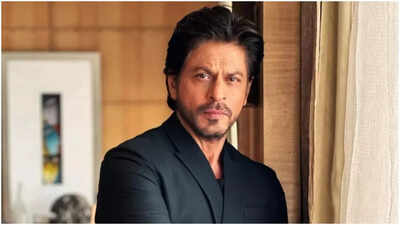 ‘Charlie’s Boys’ book: Memoir reveals Shah Rukh Khan’s enigmatic St. Columba days, actor was tagged as the ‘undisputed boy’ for the sword of honour | Hindi Movie News