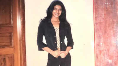 When Golden Globes presenter Priyanka Chopra posted her 17 year old teenage photo | Hindi Movie News