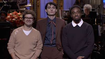 ‘Stranger Things’ fame Finn Wolfhard makes hosting debut in ‘SNL’, along with Caleb McLaughlin and Gaten Matarazzo | English Movie News