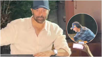 ‘Border 2’: Sunny Deol and Ahan Shetty surprise fans with a visit to Mumbai’s Gaiety Galaxy; crowd goes berserk | Hindi Movie News