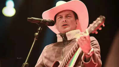 Singapore Police says Zubeen Garg was intoxicated, refused life vest before going for swim, new details on the singer’s death emerge |