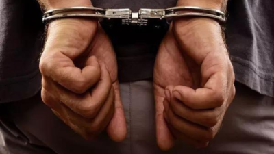 NIA arrests wanted Naxal cadre in Mumbai | India News