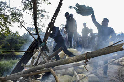 Series of blasts in Manipur leaves 2 injured | India News