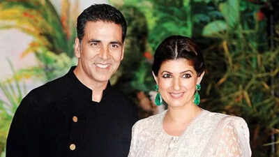 Akshay Kumar recalls Dimple Kapadia’s warning to him when he married Twinkle Khanna; goes paragliding on 25th anniversary – VIDEO | Hindi Movie News