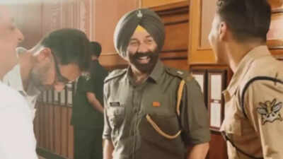 ‘Border 2’: Sunny Deol celebrates release; amid delay and cancellation buzz actor says ‘No worries, no stress’ – WATCH |