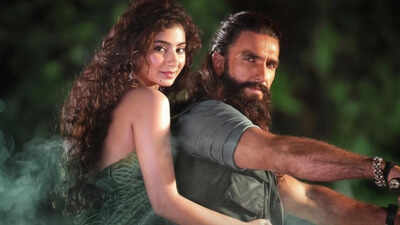 Dhurandhar Full Movie Collection: ‘Dhurandhar’ box office collection day 48 (LIVE): The Ranveer Singh, Akshaye Khanna starrer shatters 7th week record of ‘Stree 2’, slows down with Sunny Deol’s ‘Border 2’ advance bookings picking up |