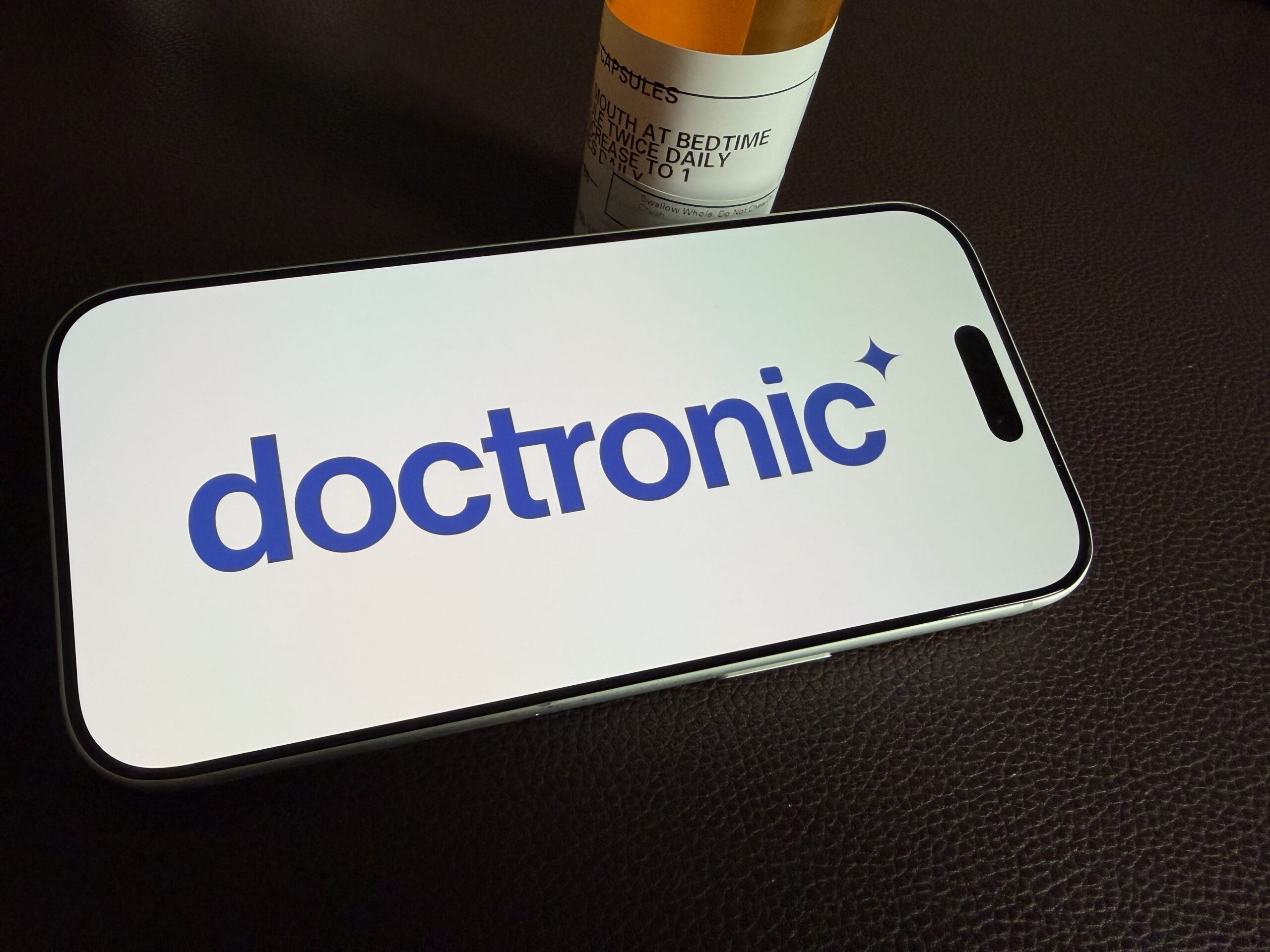 Artificial intelligence begins prescribing medications in Utah