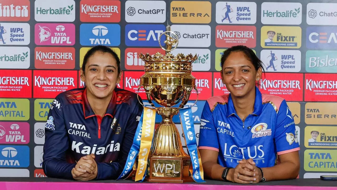 Mumbai Indians Women vs Royal Challengers Bengaluru Women, WPL 2026 Live Score: RCB skipper Smriti Mandhana wins toss, opts to bowl against MI