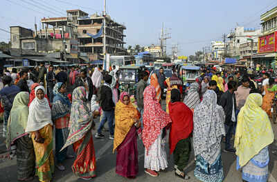 SIR chaos: West Bengal districts erupt in protest; demonstrators allege ‘harassment,’ forces deployed | India News