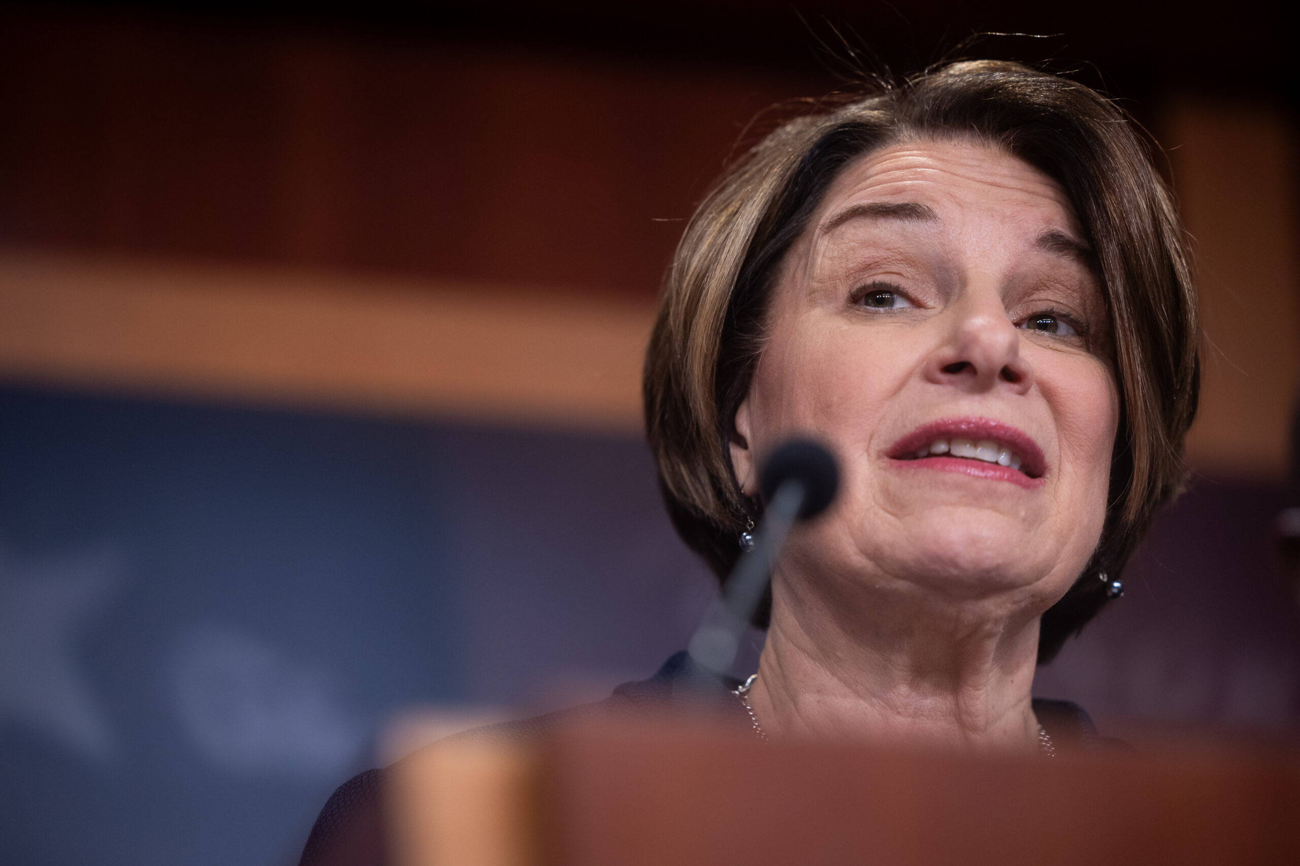 Klobuchar delays governor campaign launch as border patrol killing upends Minnesota