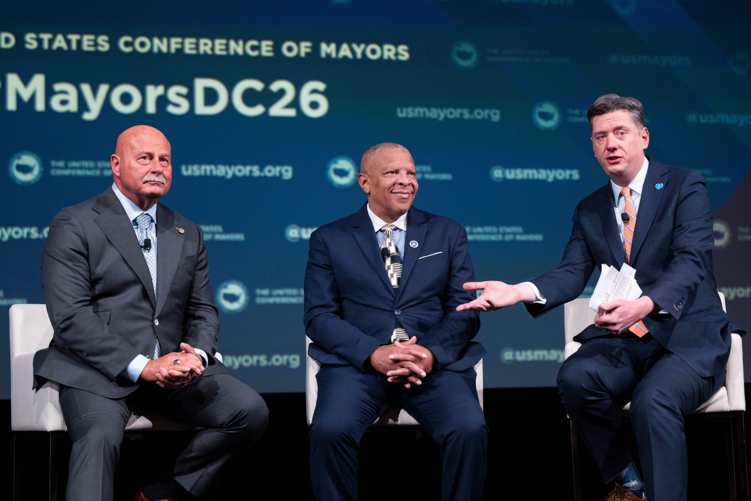 ‘Our cities are no longer safe’: GOP mayors condemn Trump immigration enforcement