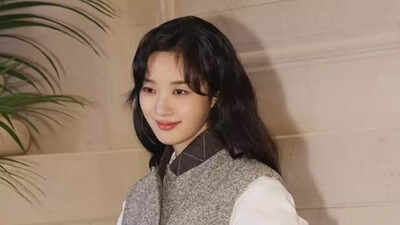 Lee Chung Ah worked right after car accident injury |