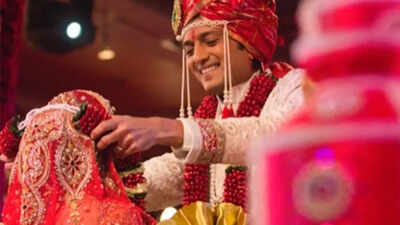 Genelia shares heartfelt anniversary note for Riteish Deshmukh: ‘You will always be my favourite chapter’ |