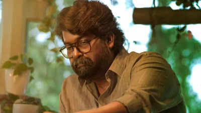‘Valathu Vashathe Kallan’ box office collections day 7: Jeethu Joseph film slows down; Only Rs 26 lakhs made | Malayalam Movie News