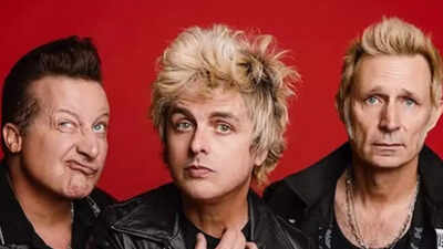 ’Quit your job’: Green Day’s Billie Joe Armstrong SLAMS ICE agents during Super Bowl pre-show |