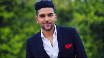 Guru Randhawa joins Sonu Sood in supporting Rajpal Yadav, offers advance payment for upcoming music video |