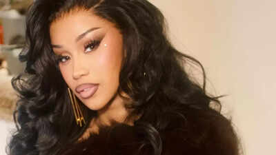 Cardi B falls on stage, video goes viral as star jokes ‘It was the government’ – WATCH﻿﻿﻿ |