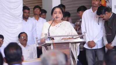 Pawar family backs Sunetra as NCP chief | India News
