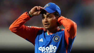 Will Abhishek Sharma be fit in time? Conflicting updates fuel India-Pakistan suspense before T20 World Cup blockbuster | Cricket News