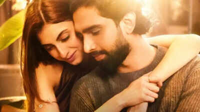 Amaal Mallik and Farrhana Bhatt unveil first look of Yahin Guzaar Doon; fans say ‘Chemistry’s lit’ |
