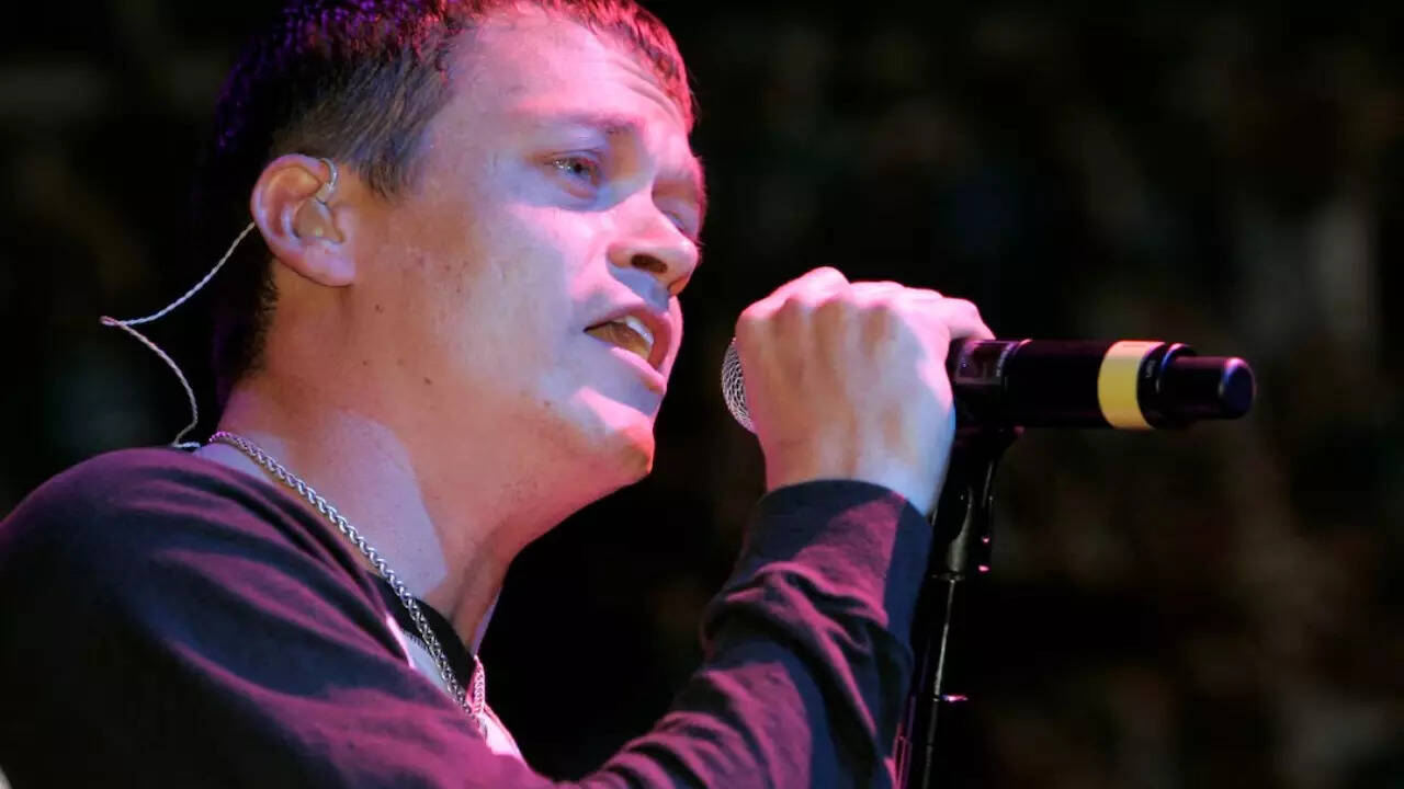 All about the ‘3 Doors Down’ vocalist