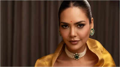 Esha Gupta returns to India after the Abu Dhabi missile crisis, expresses gratitude to fans: ‘Thank you all for your prayers’ | Hindi Movie News