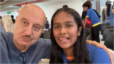 Anupam Kher honours friendship, attends school event for Satish Kaushik’s daughter |