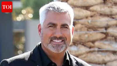 Taylor Hicks gives a cheeky remark to Kelly Clarkson following viral car story |