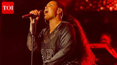 Kelly Clarkson American Idol Winner: Jordin Sparks defends ‘American Idol’ prizes after Kelly Clarkson’s claim: ‘I got my car’ | English Movie News