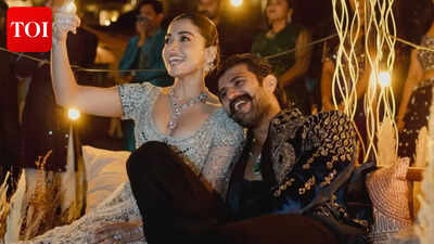 Vijay Deverakonda marks a month of togetherness with wife Rashmika Mandanna; shares UNSEEN wedding pictures | Telugu Movie News