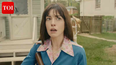 Anne Hathaway and Ewan McGregor Star in Thrilling Dino-Adventure ‘The End of Oak Street’ |