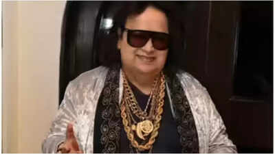 Bappi Lahiri House: Inside Bappi Lahiri’s 1,050 sq ft Mumbai home: Gold chair, 1000 Ganesh idols, Kishore Kumar’s last photo | Hindi Movie News