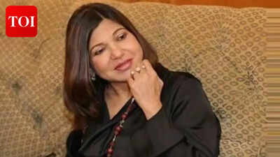 Alka Yagnik says she is ‘still suffering’ from rare hearing disorder, unable to take up new singing assignments | Hindi Movie News