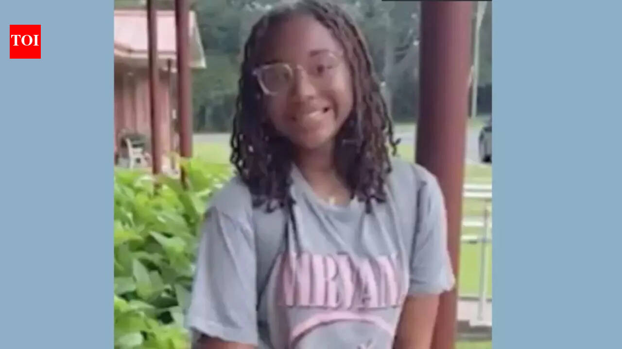 Georgia school fight turns deadly: 12-year-old girl dies after fight with another student; watch video